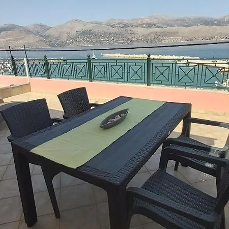 Johanna Sea View * ليكسوري